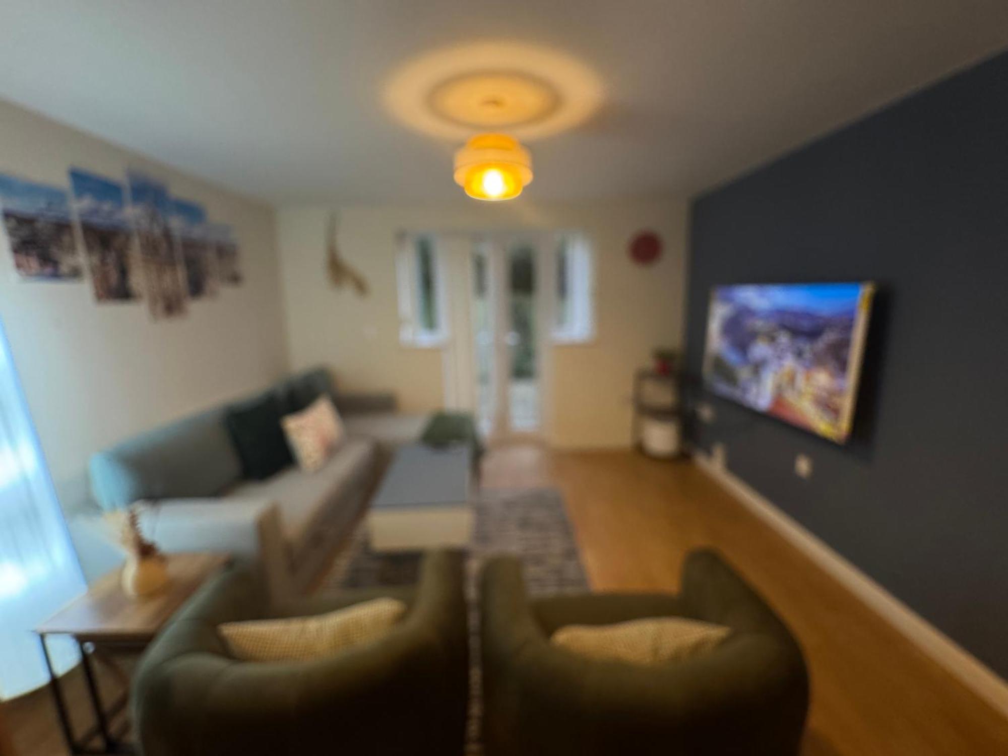 The Vogue Stay, 3 Bedrooms, 2 Bathrooms, Ideal For Jr & Oxford Hospitals, Free Carpark, Conveniently Located For Ring Road Access, 2 Miles From Oxford City Centre Easy Car & Bus Route Zewnętrze zdjęcie
