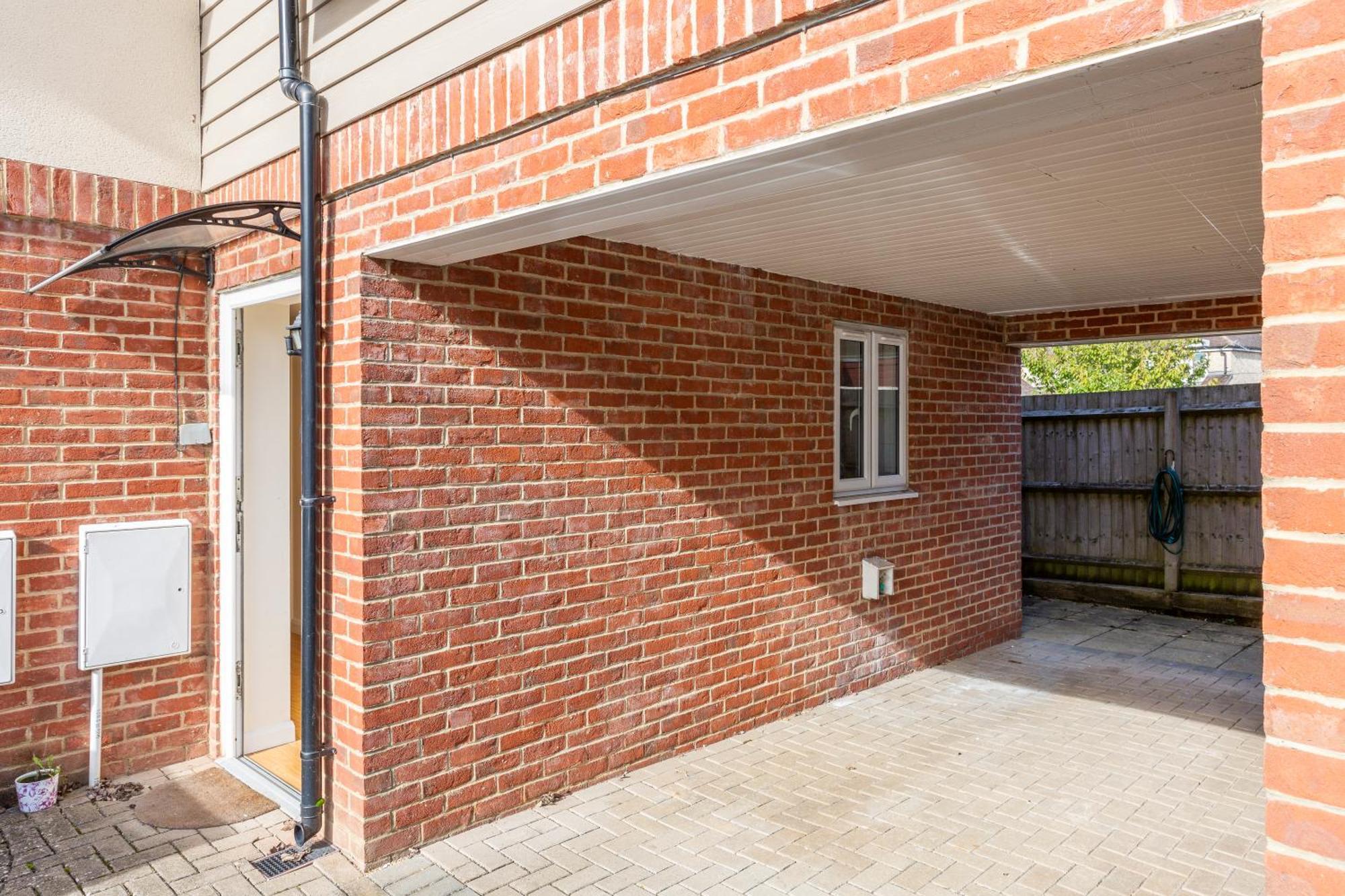 The Vogue Stay, 3 Bedrooms, 2 Bathrooms, Ideal For Jr & Oxford Hospitals, Free Carpark, Conveniently Located For Ring Road Access, 2 Miles From Oxford City Centre Easy Car & Bus Route Zewnętrze zdjęcie